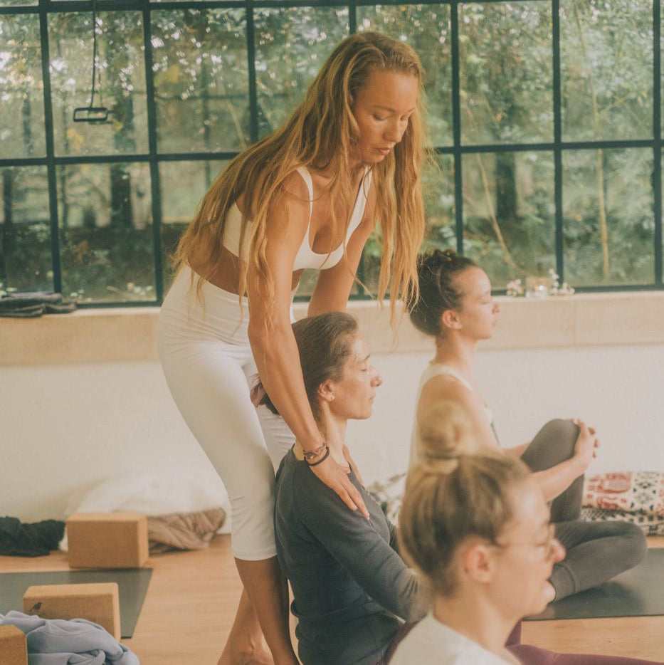 retreat_yoga_basel_gesundheit_lara_schaeffer_breathwork_spiritualität