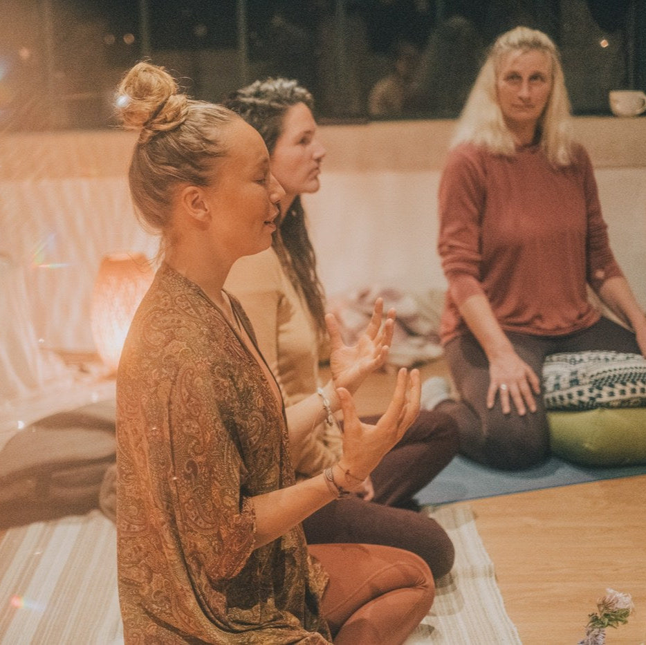 retreat_yoga_basel_gesundheit_lara_schaeffer_breathwork_spiritualität